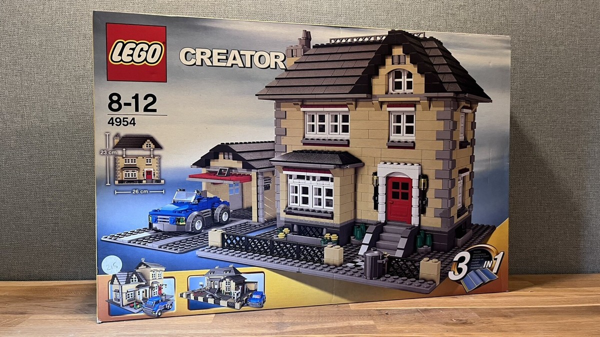 LEGO CREATOR: 4954 in Town House NEW Free