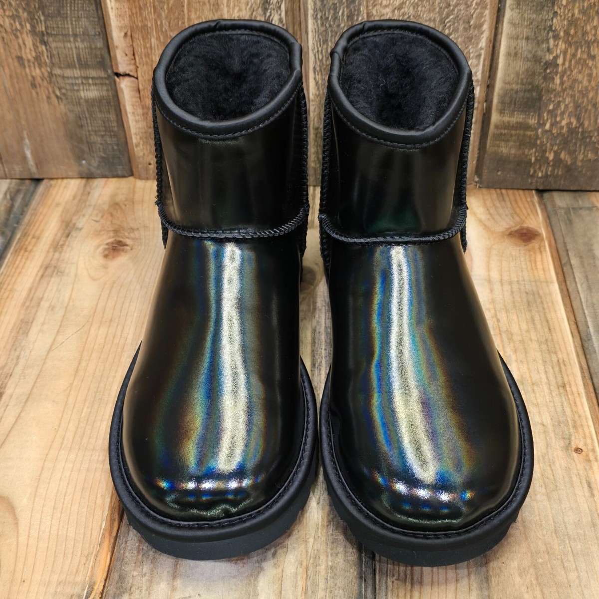 UGG W CLASSIC MINI 5854w/BLK