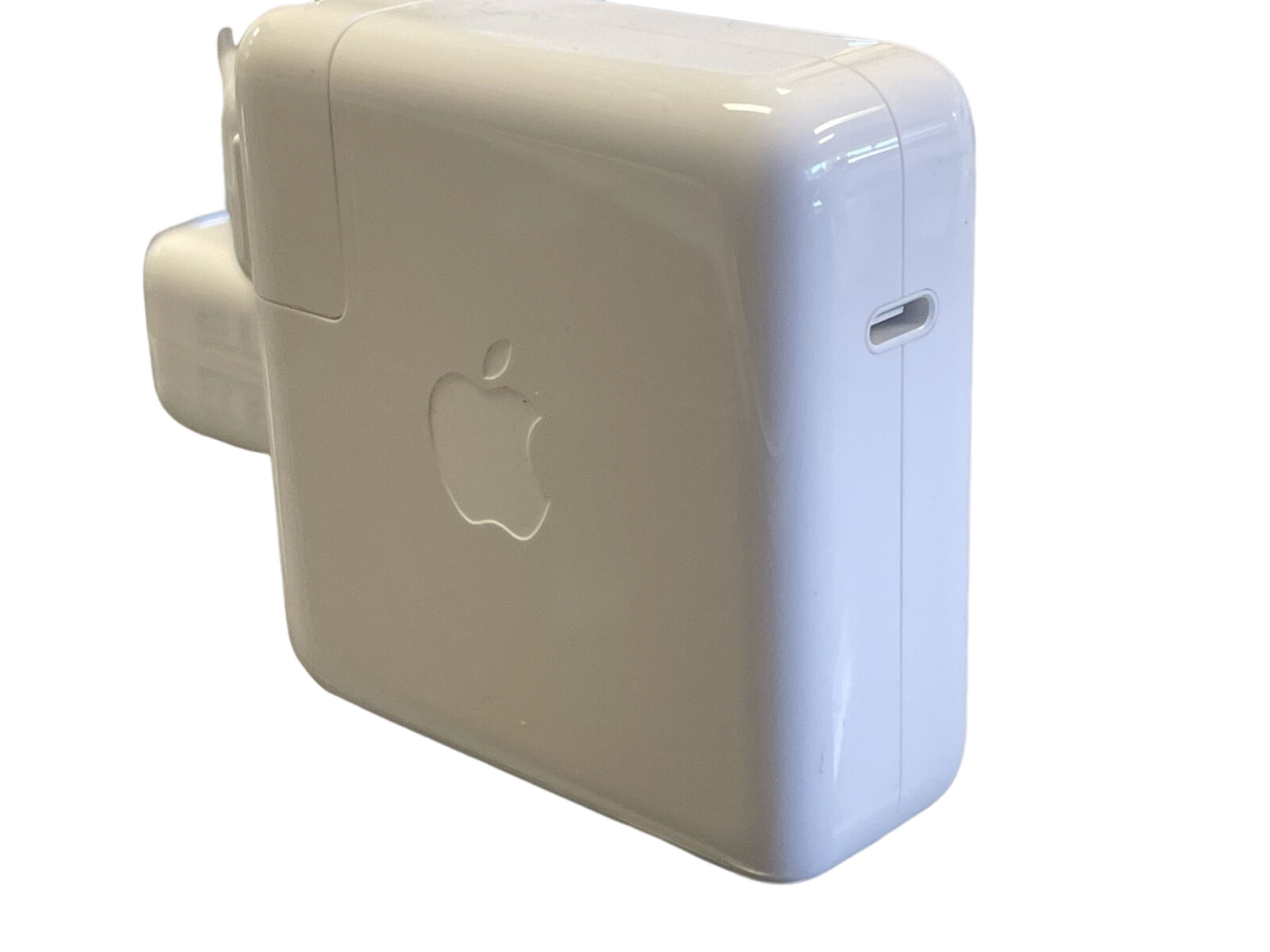 【新品】純正MacBook 70W USB-C Power Adapter Amazon.com: Apple 70W USB-C Power Adapter : Electronics