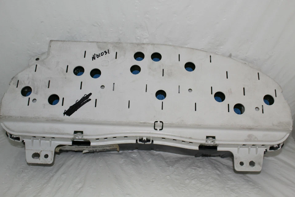 Cuadro de instrumentos velocímetro medidor de panel 05 06 07 Uplander 161.212 millas Foto 2 de 4