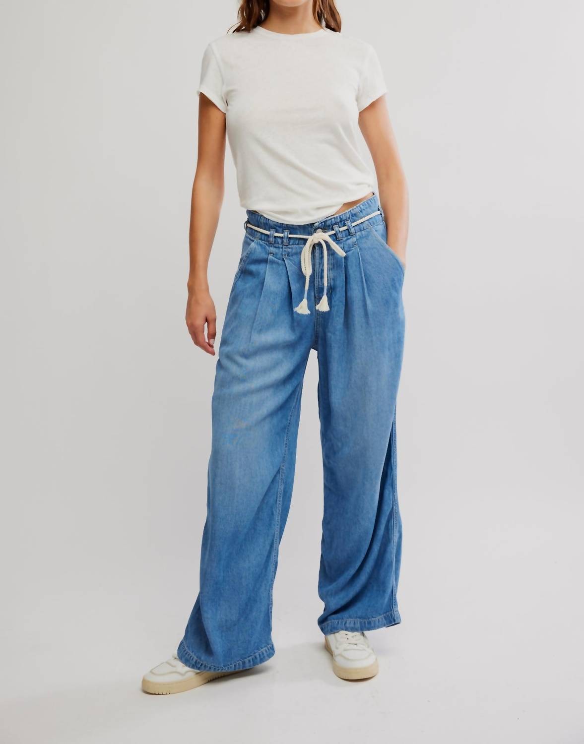 Free People Dakota Cinched Pull-On Jeans Size M