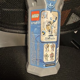 LEGO KNIGHTS KINGDOM SIR JAYKO 8792 100% brand new factory sealed 2005