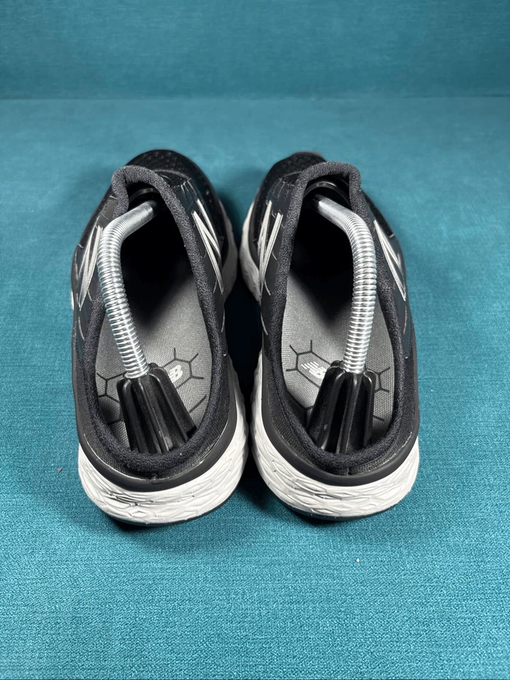 New Balance 900 女式 10.5B 码运动懒人鞋黑色白色运动鞋 — 第 2/4 张图片