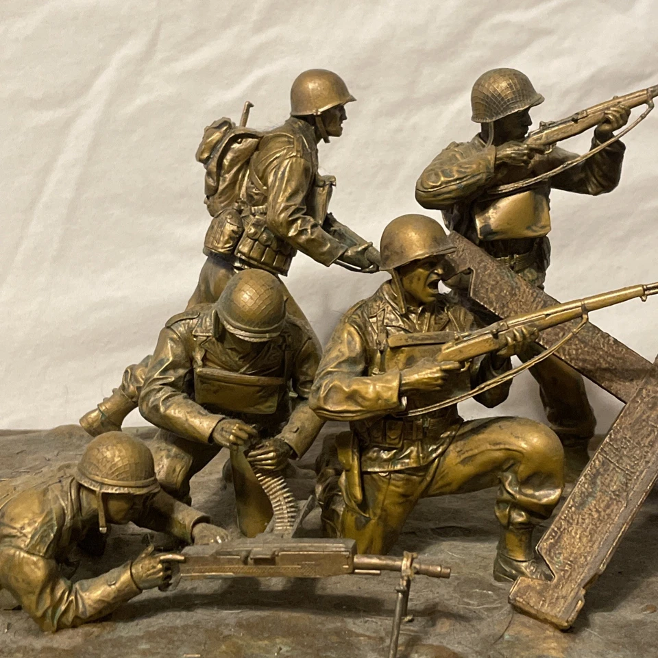 Call Of Duty WWII Collectible Memorabilia - Image 3 of 4