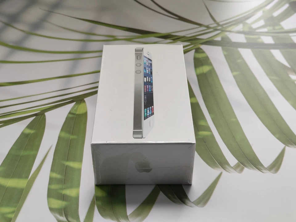 Good Apple iPhone 5/5c 8/16/32/64GB Fully UNLOCKED for any carrier All colors - Image 3 of 4