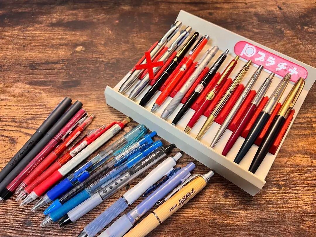 Discontinued Ballpoint Pen Bulk Sale unused