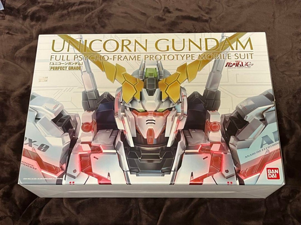 PG 1/60 RX-0 UNICORN GUNDAM Full Psycho-Frame Prototype