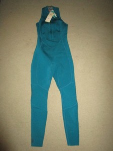 billabong wetsuit