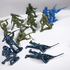 1960s Lot of Green Army Men WWII Blue Civil War Louis Marx GMC Lot 14 Vintage