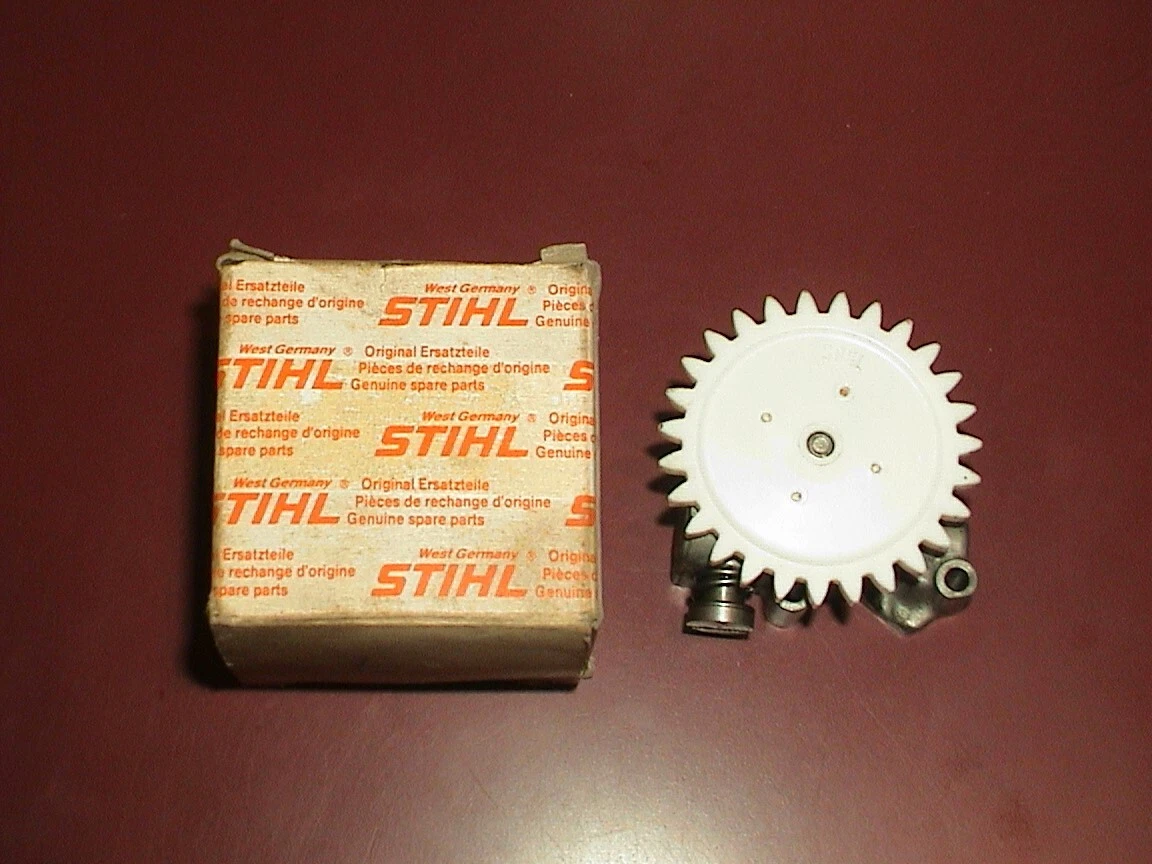 NEW OEM STIHL Chainsaw Oil Pump Oiler 038 042 AV 048 MS 380 381