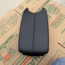 2013-2018 Cadillac ATS Center Console Lid Arm...