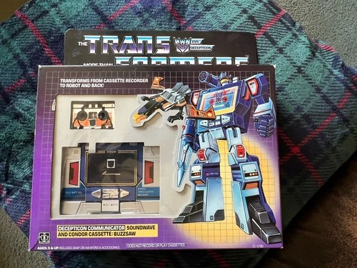 Vintage Transformers Soundwave 1984 G1 Figure W/3 Cassette Rumble Ravage Buzzsaw