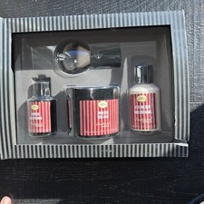 The Art of Shaving Full Size Kit Sandalwood Scented with Synthetic Brush.
