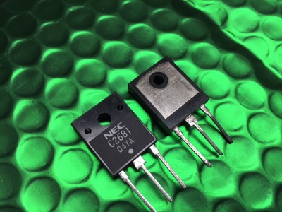 2 x 2SC2681 C2681 Original Neu NEC Transistor UK LAGER. Vintage Radio Audio