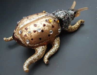 SASS & BELLE GLASS BEETLE BUG INSECT CHRISTMAS ORNAMENT DECORATION - GOLD - 10CM - NEW