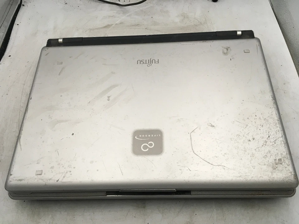 FUJITSU LIFEBOOK SERIE N6010 - BOTAS PARA BIOS - INTEL PENTIUM 4 - 1GB RAM - BB Foto 4 de 4