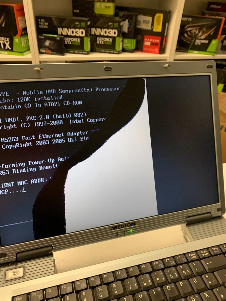 Medion Notebook MD97400 MAM2150 / Laptop - Bild 3 von 4