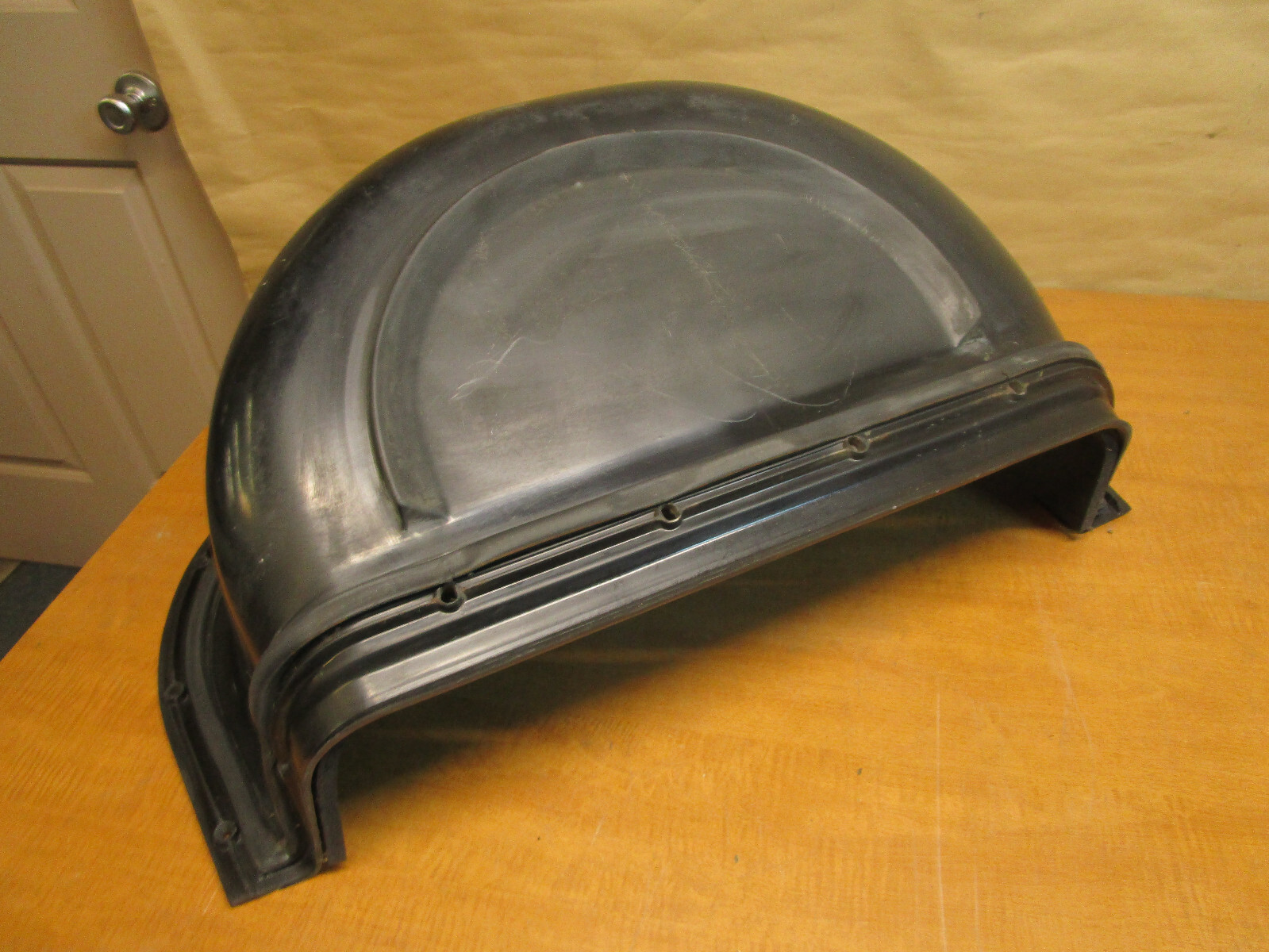 Maserati 4200 Spyder/Coupe - Spare Tire Tub/Trunk  P/N 67245900
