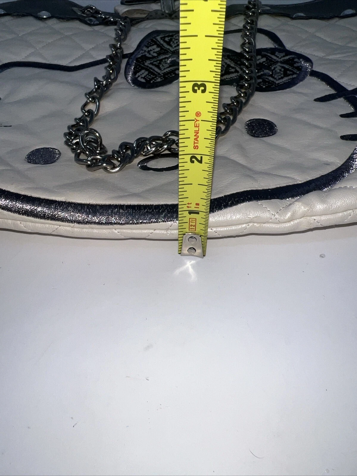 Picture 16 of 19