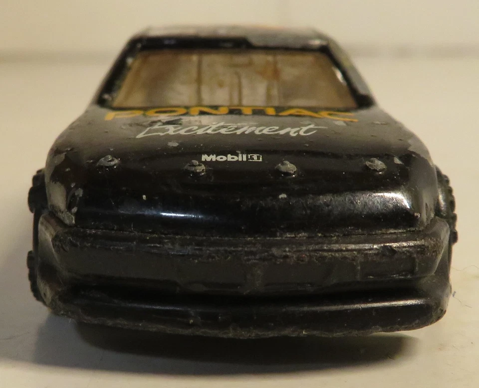 NASCAR Racing Champions #2 Rusty Wallace 1/64 Mobil Pontiac Grand Prix Car Toy - Image 4 of 4