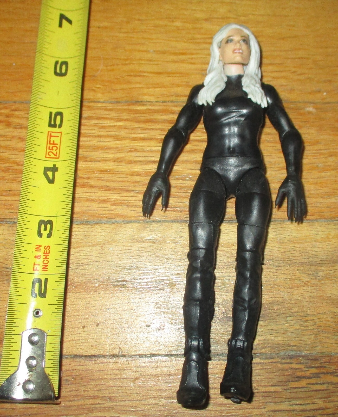 2020 WWF WWE Mattel Scarlett Diva Basic Wrestling Figure Series 120 Woman