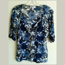 Nine & Co by Nine West Navy, Blue & White Floral Faux Wrap Sweetheart Mesh Top M