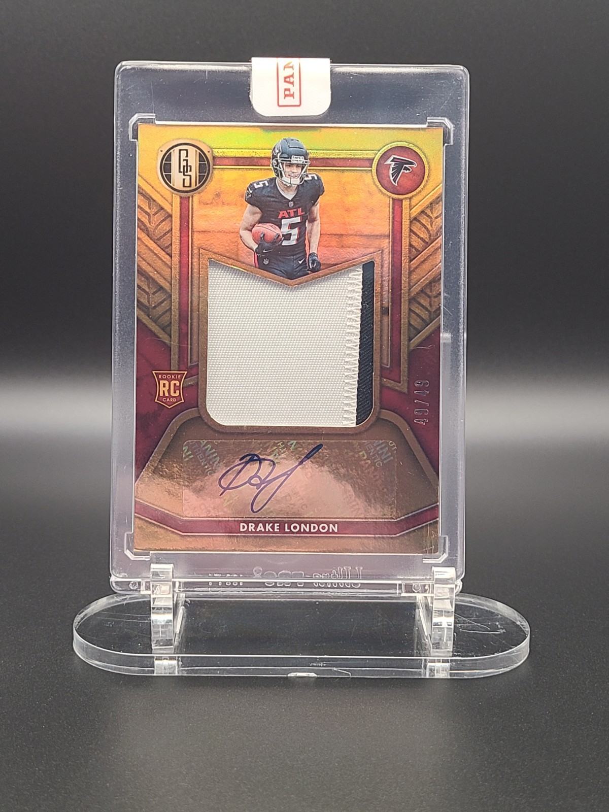 Drake London Panini Gold Standard Rookie Jersey Autographs Jumbo Relics #RAJDLO Base