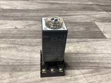 IDEC GT3A-4AD24 ELECTRONIC TIMER 5A #102N149