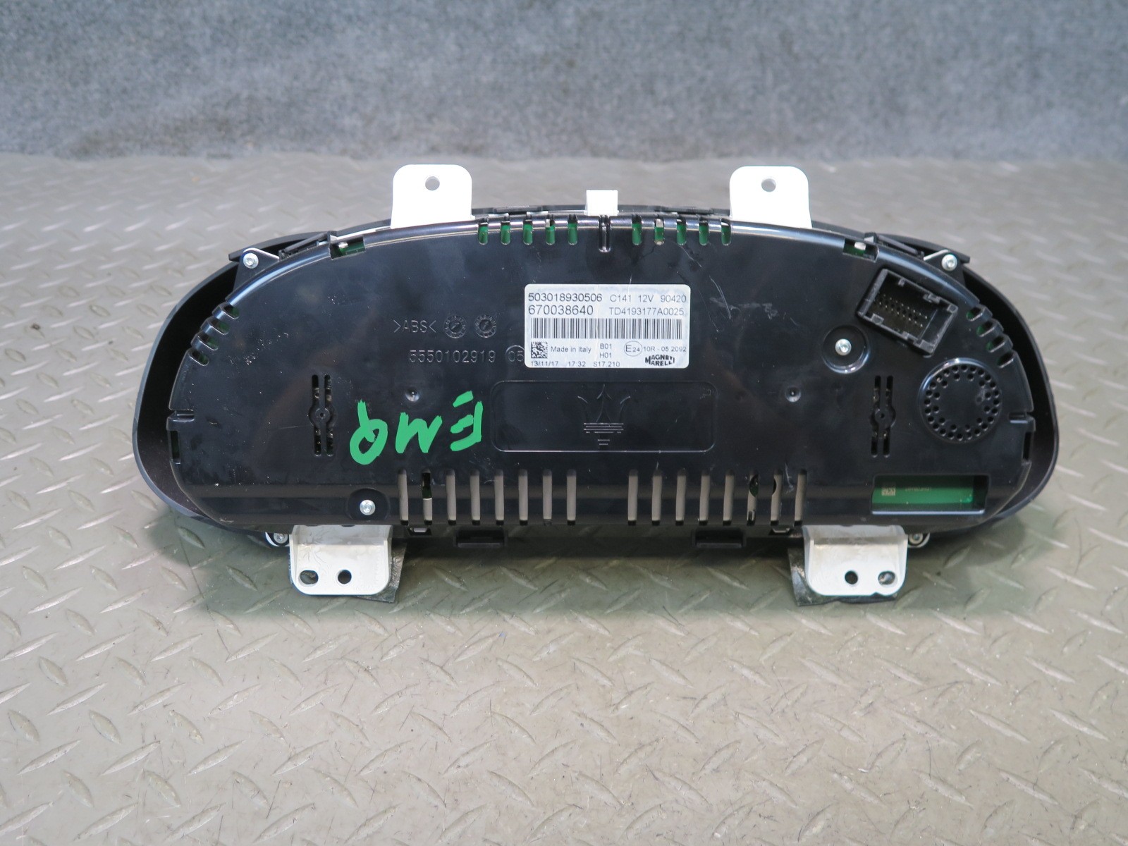 Maserati Quattroporte 2018 Instrument cluster P/N 670038640