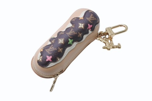LOUIS VUITTON TYLER THE CREATOR MONOGRAM CRAGGY ECLAIR BAG CHARM KEYRING M01944 - Picture 2 of 9