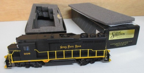 Bachmann Spectrum H0 82017 US Diesellok Nickel Plate Road #908 in OVP (06/05 DH) | Zustand: Gebraucht