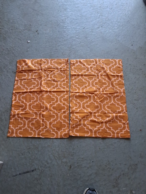 Set Of 2 Midcentury MOD Retro Orange White 70s Geometric Pillow Cases Shams