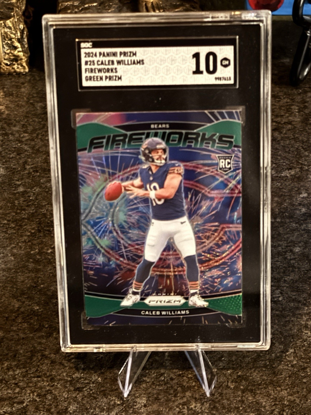 2024 Panini Prizm #25 Caleb Williams Fireworks Green Prizm SGC 10