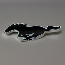 2021-2024 Ford Mustang Pony Logo Liftgate Name Plate New Lj8z9942528e Oem 2021-2024 Ford Mustang Pony Logo Liftgate Name Plate New Lj8z9942528e Oem