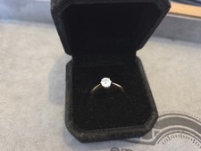 18ct Gold Dimond  Single Stone Ring  Size M1/2