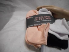 6 Pairs Sketchers Active Women's Multi Color Ankle Socks Size 9-11