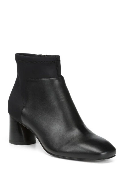 Donald hot sale pliner booties