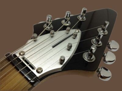 The STRING BUTLER - V5 Arrowhead- SILVER- GITARRE