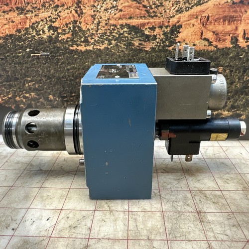 Válvula proporcional Rexroth R900979357 FES 25 CA-3X/315LK4M - Imagen 1 de 17