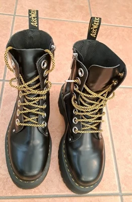 Dr. Martens Jadon Max