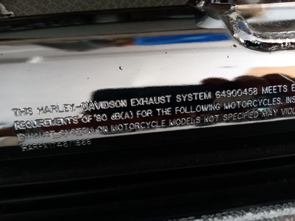 2018 Harley Davidson Street Bob 排气适用于 107 Milwaukee 发动机 Fx1746/1868  — 第 2/2 张图片