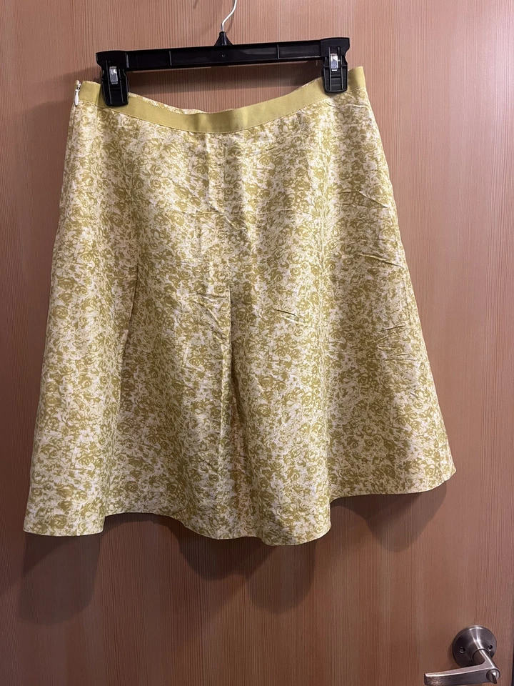 Falda Plisada Forrada de Seda Banana Republic Boho Estampado Floral Multicolor Pequeña 4 Foto 2 de 4