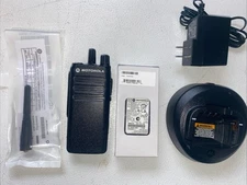 Refurbished MOTOROLA CP100d 403-480 MHz UHF Radio & Antenna AAH87YDC9JC2AN