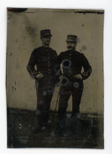 PHOTO photographie FERROTYPE - Deux militaires posent devant une toile - Photo 1/1