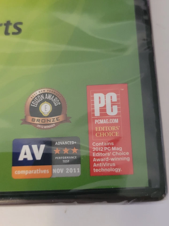Webroot Secure Anywhere Internet Security Complete 2011 Sealed - Image 3 of 4