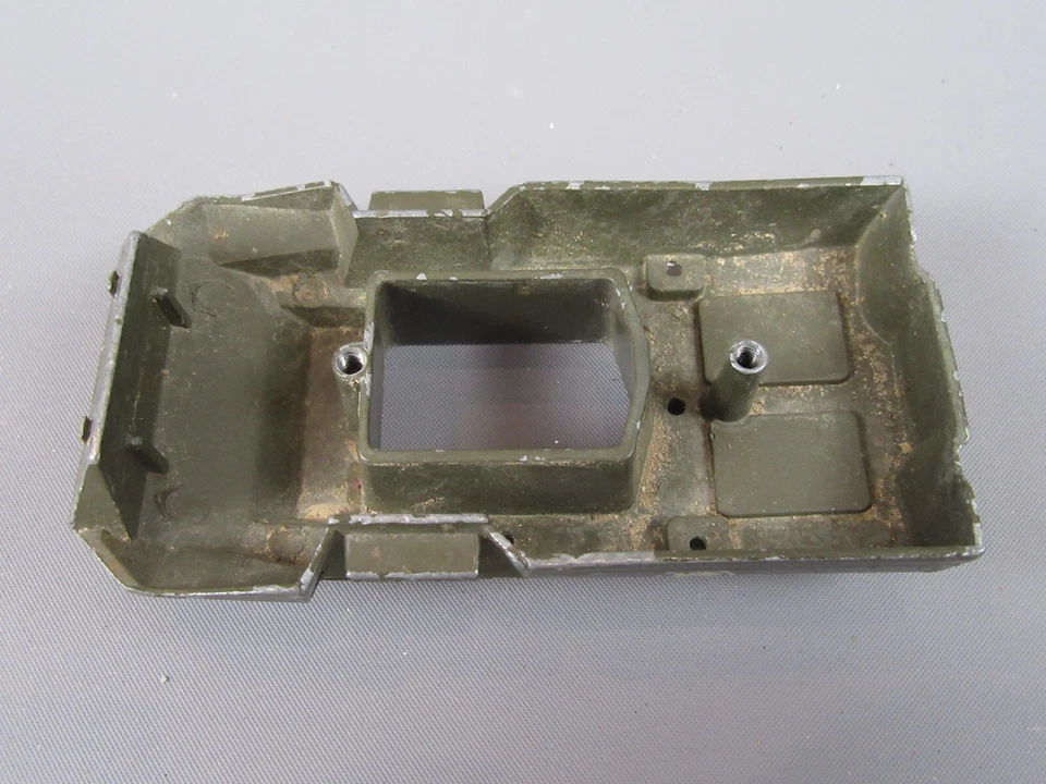 B684 Vintage Solido 200 Francia Carcassa Combattimento Auto M20 Militare 1:50 - Immagine 3 di 4