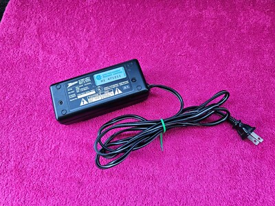 Zenith VAC8210 AC Power Supply Battery Charger For Video Movie VHS Camcorder