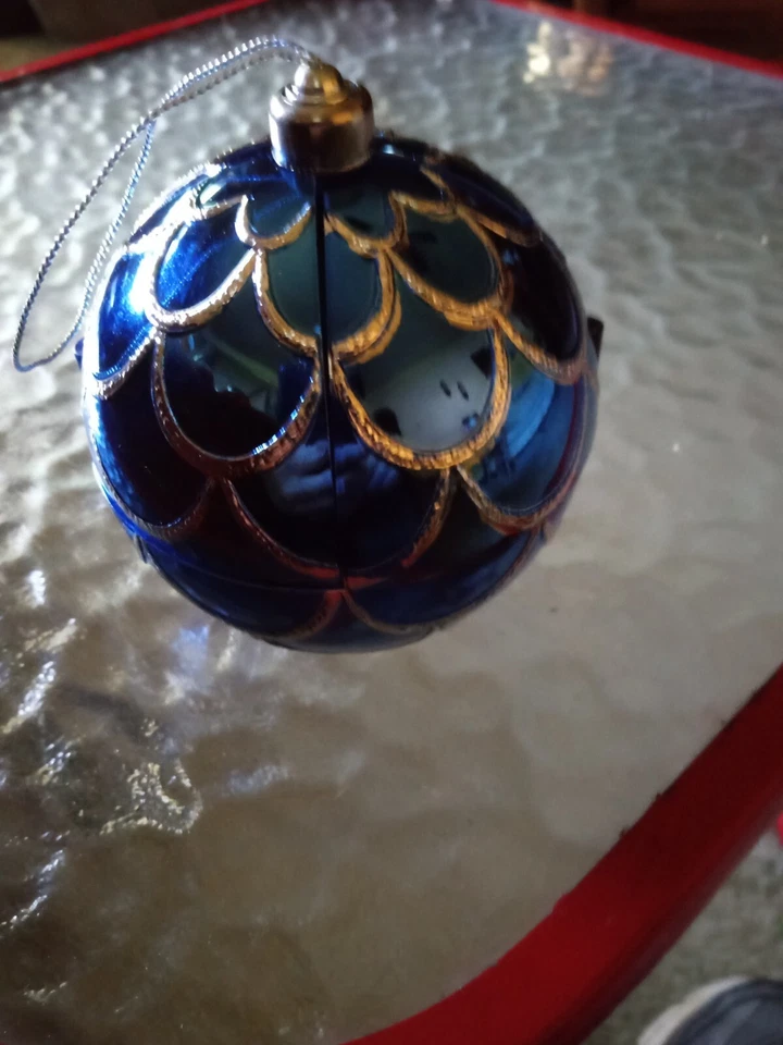 Mr Christmas Hidden Holiday ORNAMENT Sleigh Diorama Wish You A Merry Music Box - Image 3 of 3