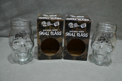 Paar (2) Finger toter Mann Schädelkopf Glas gewürzter Rum Weihnachtsgeschenk in Box