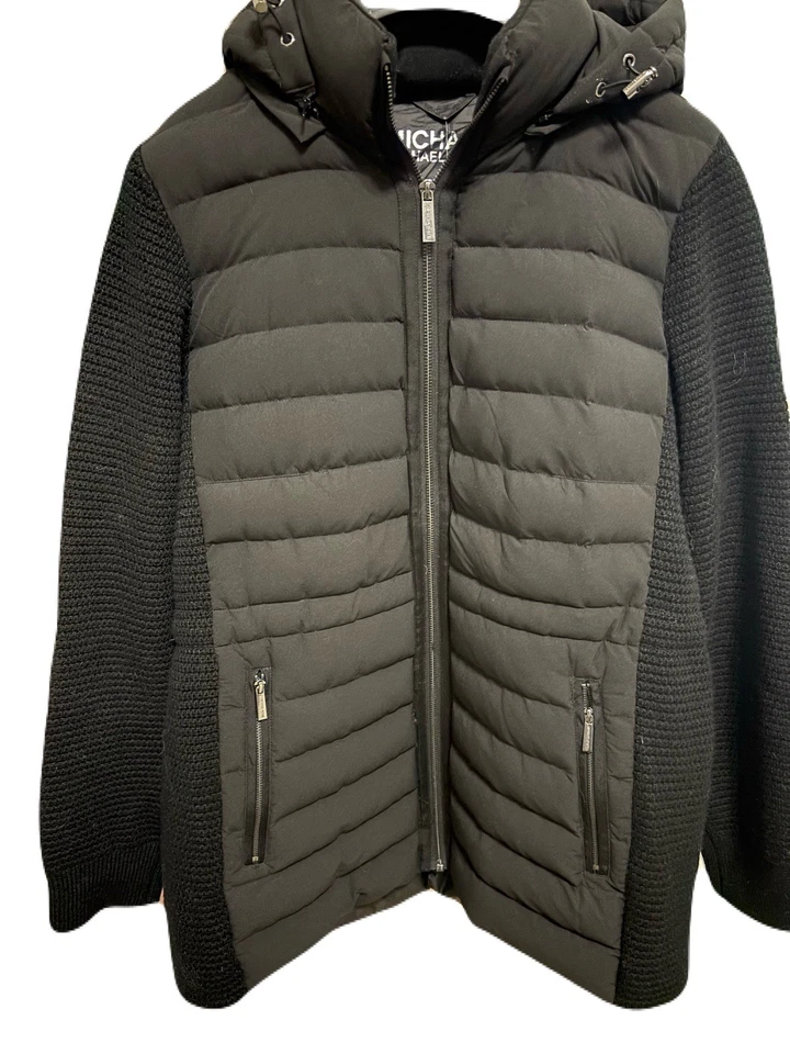 Chaqueta acolchada para mujer Michael Kors, talla grande, negra (abrigo) Foto 2 de 4